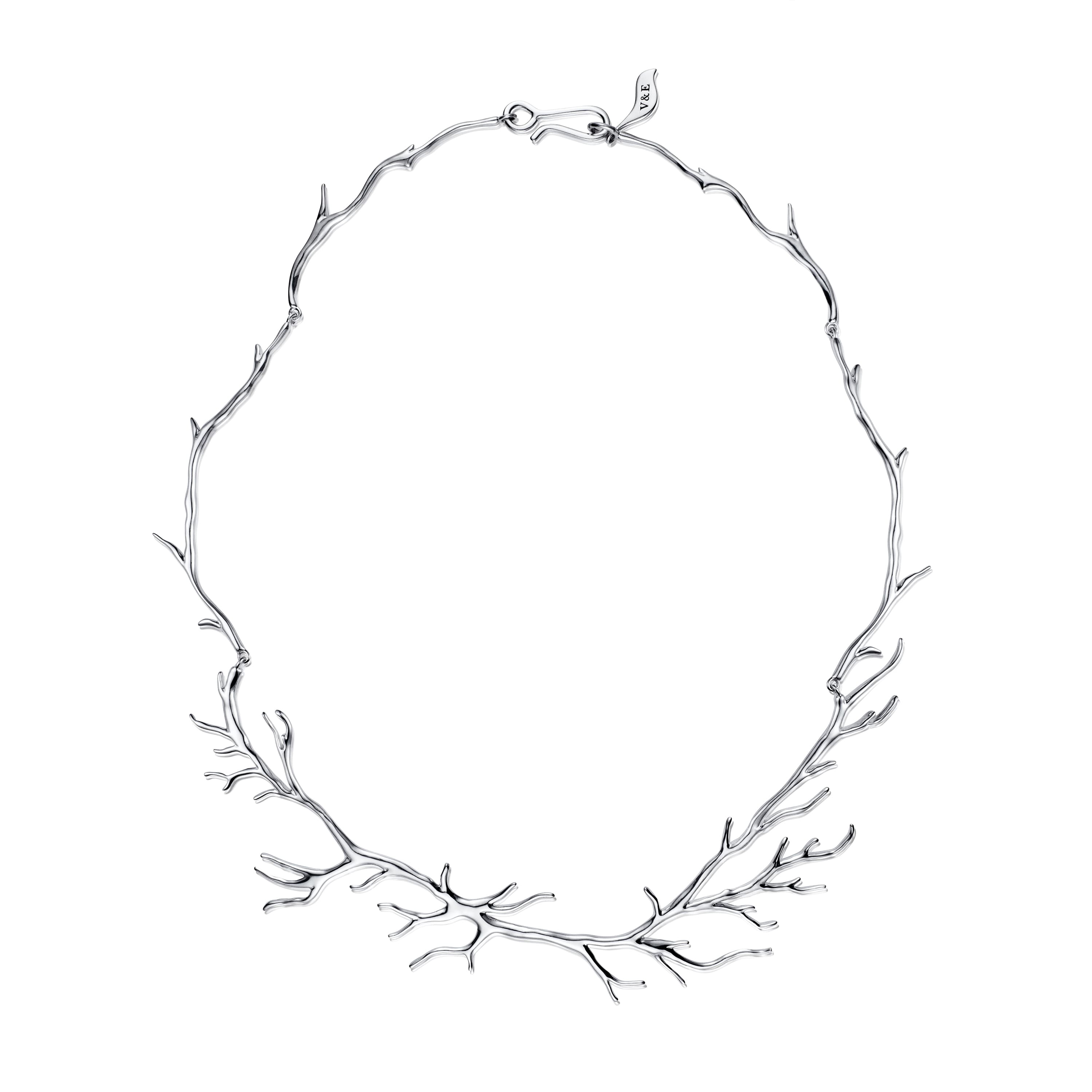 Collier, Rötter