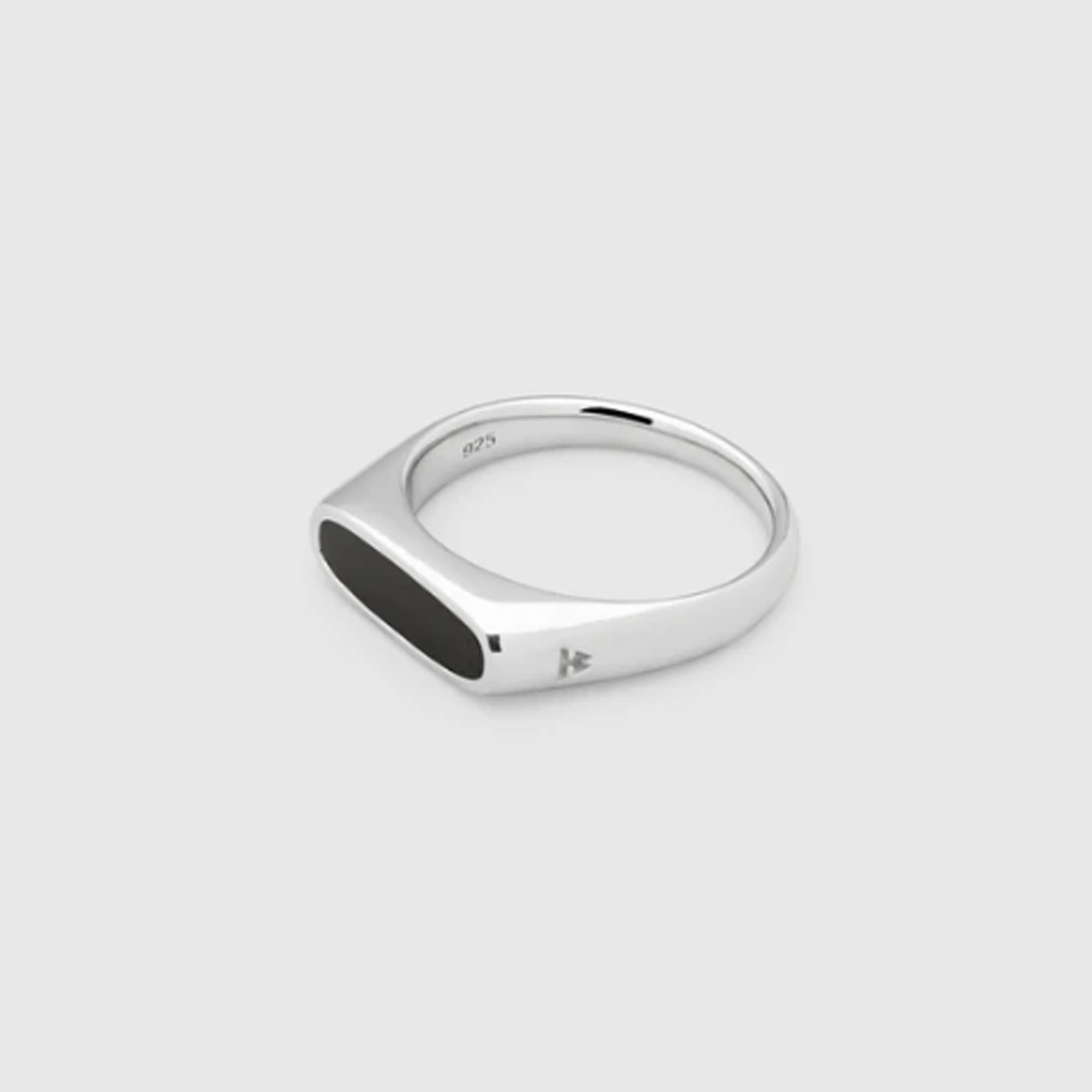 Ring, Mario Onyx sølv