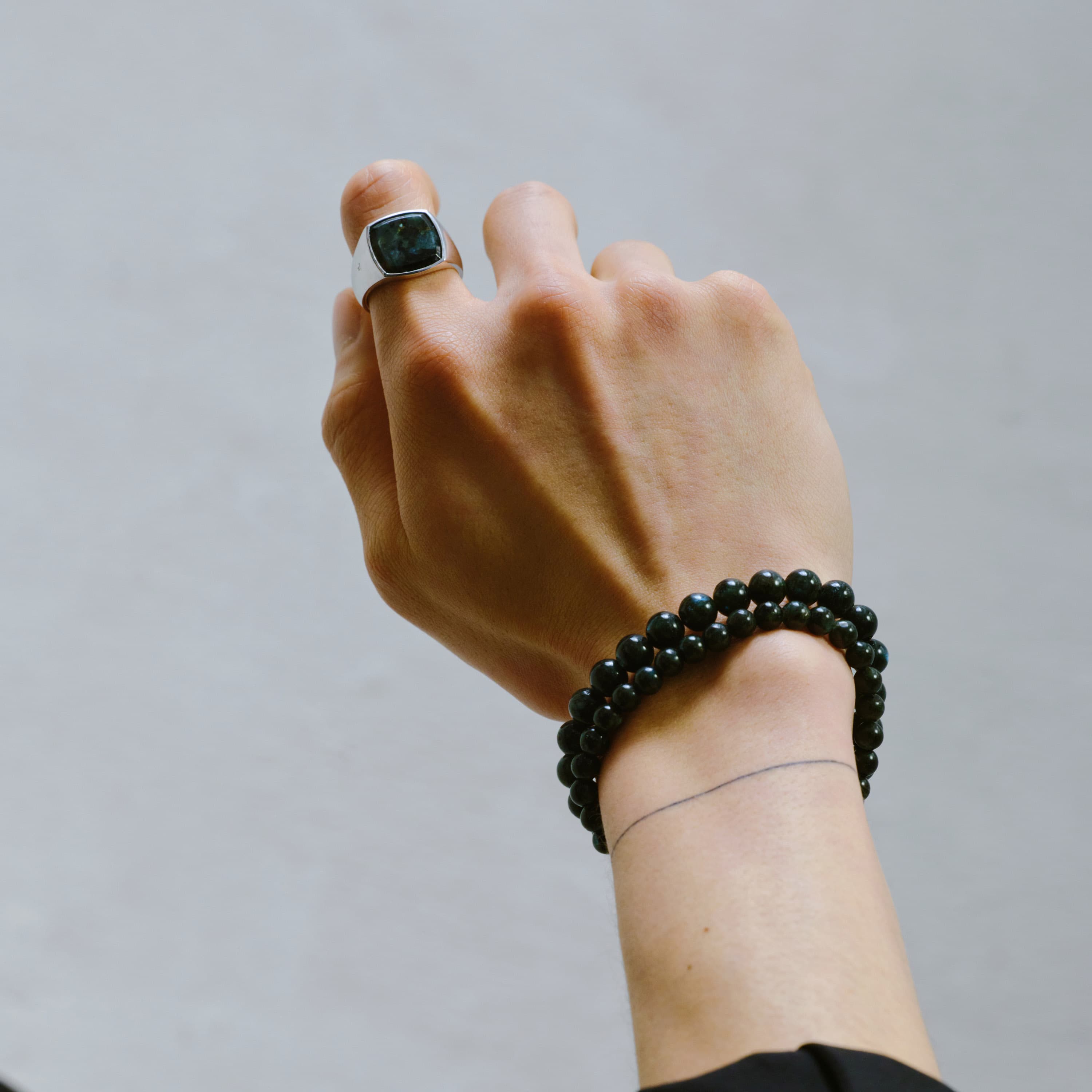 Ring, Cushion Larvikitt sort