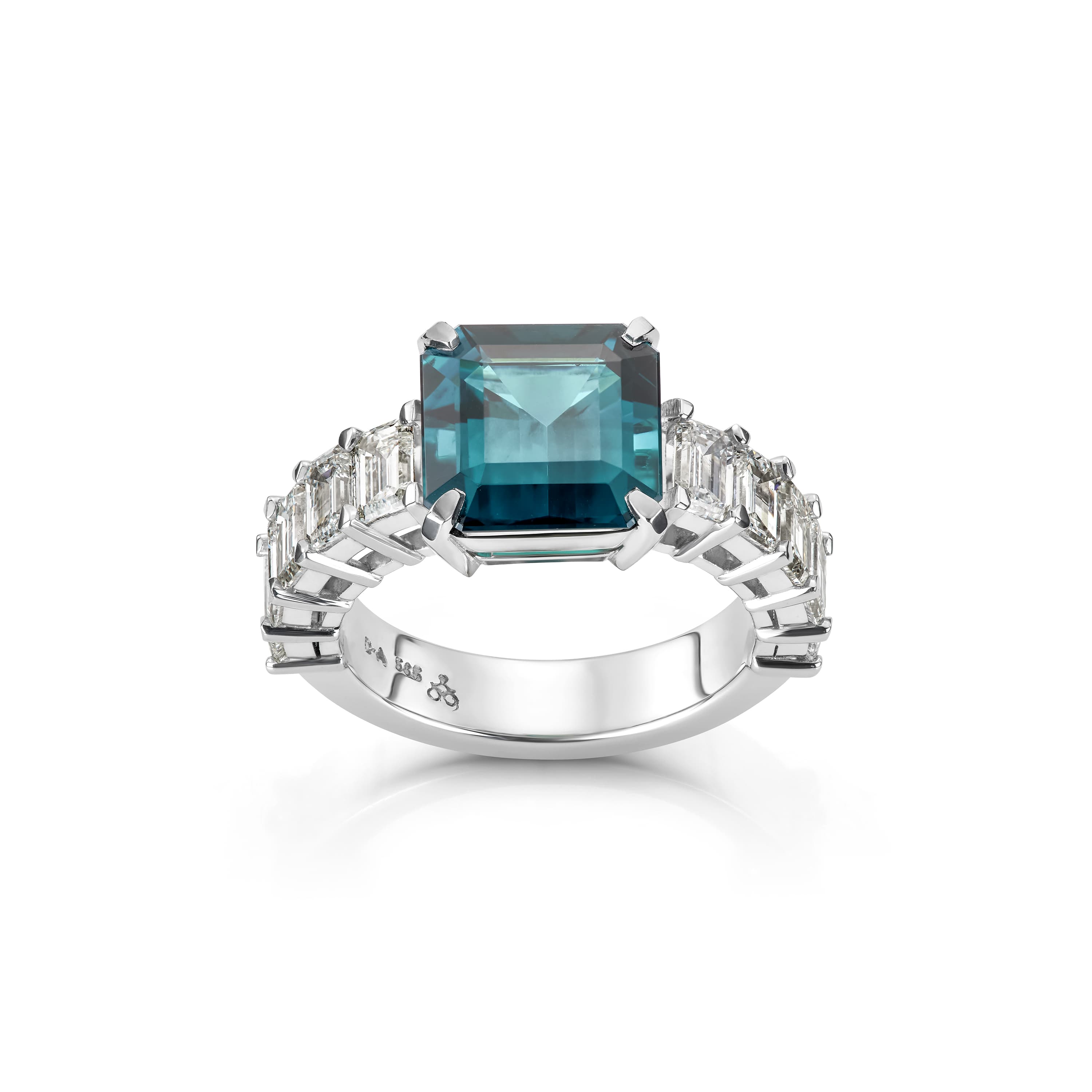 Ring, Indigolitt og diamanter 2,50 ct