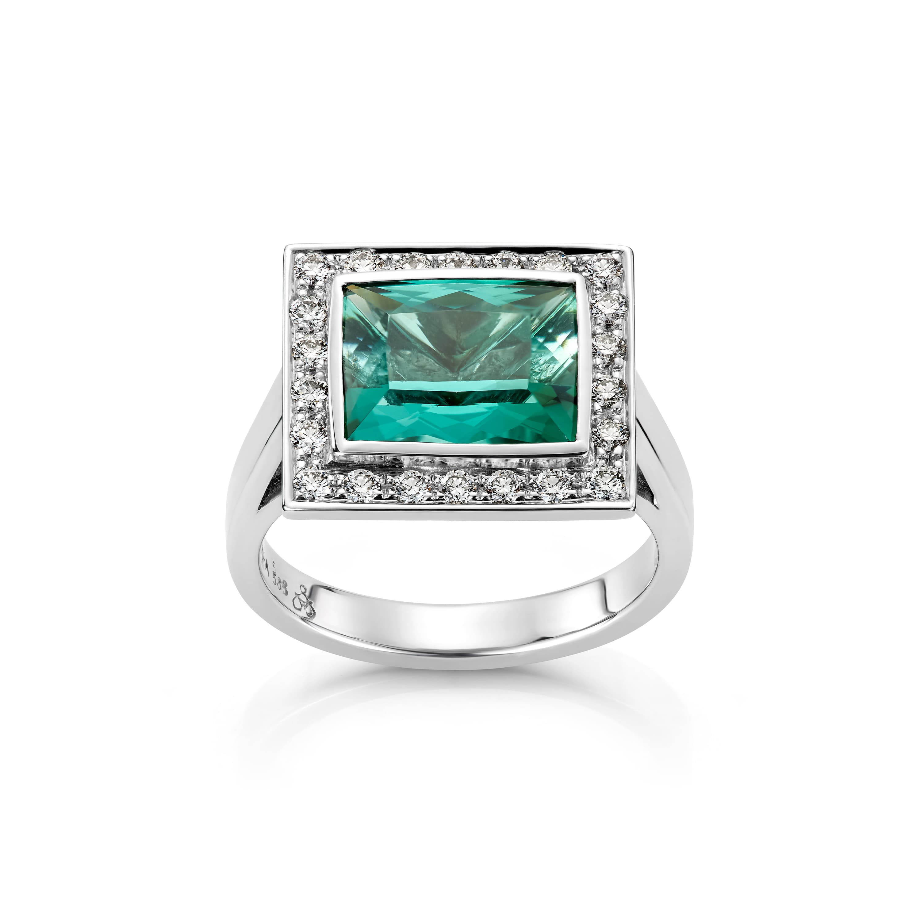 Ring, Turmalin grønn og diamanter 0,33 ct