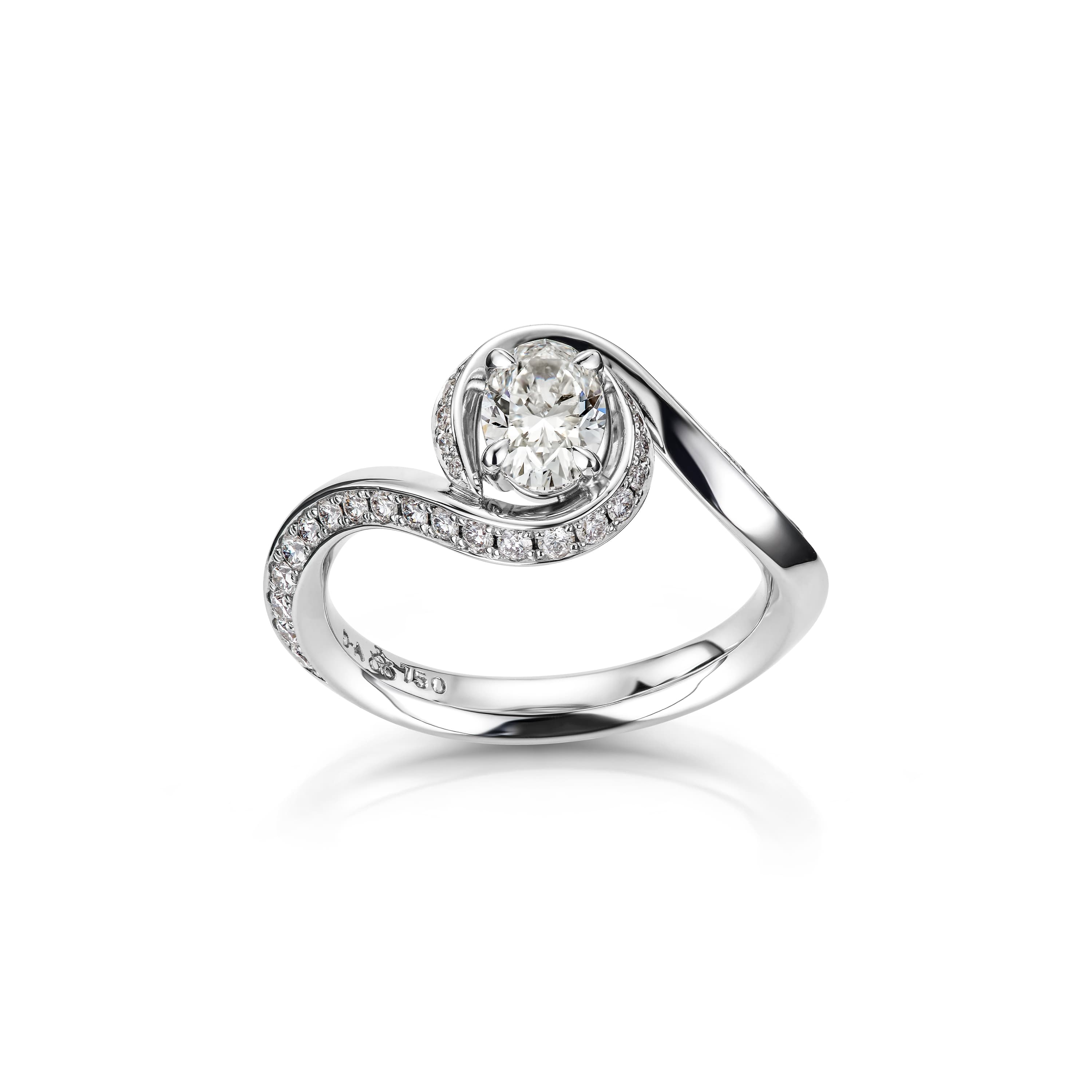 Ring, Brilliant og diamanter 1,02 ct