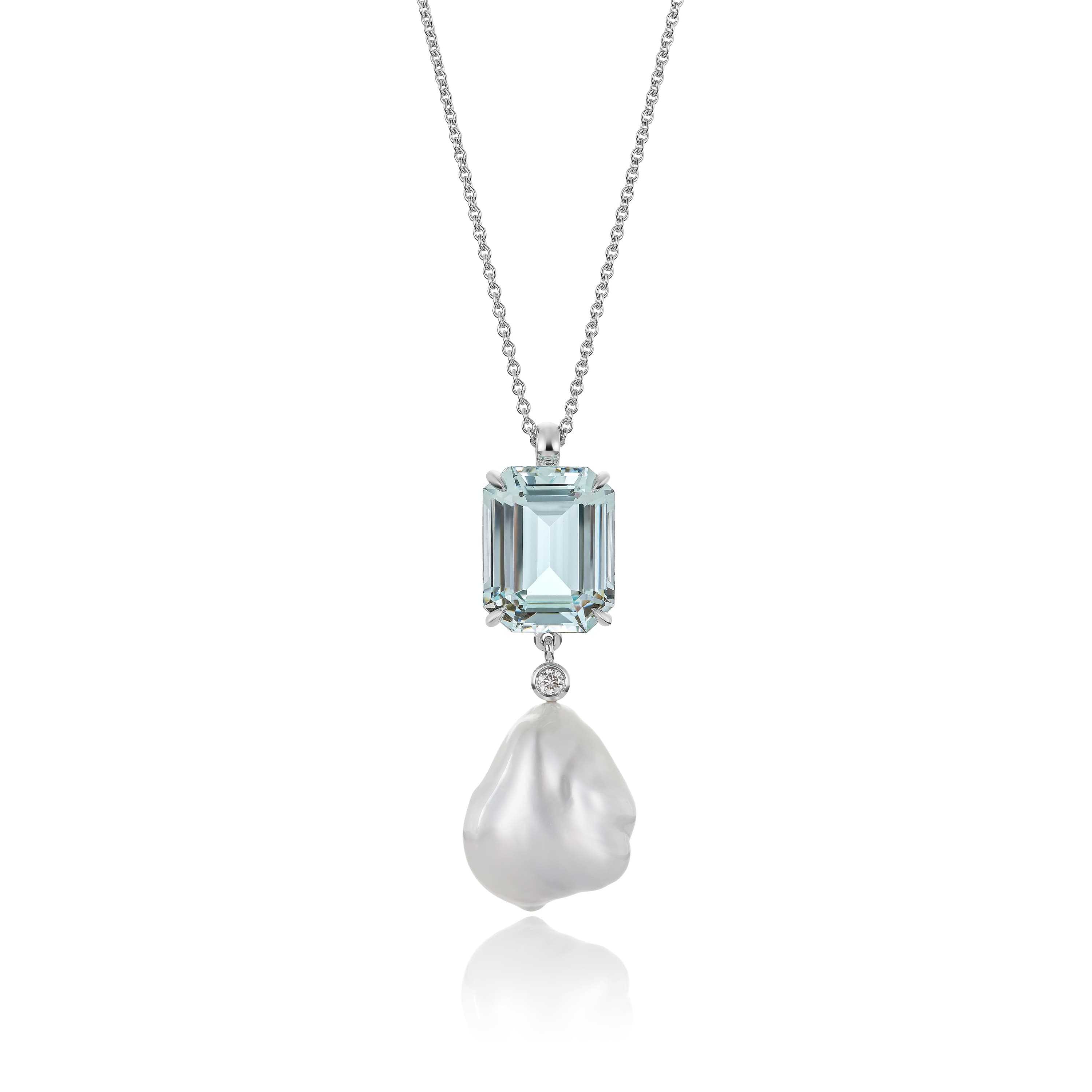 Anheng, Sydhavsperle og Akvamarin 14,97 ct