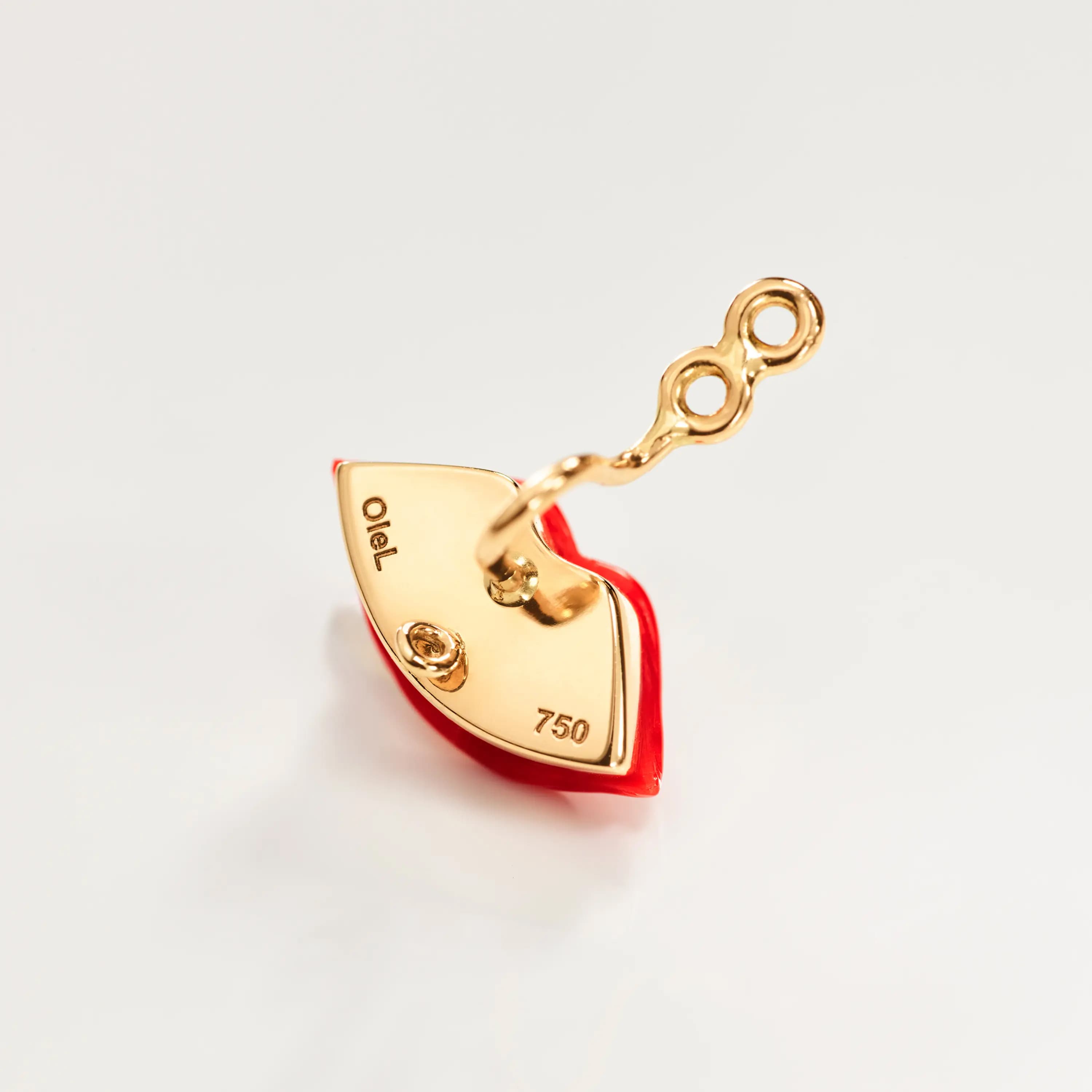 Anheng, Hot Lips