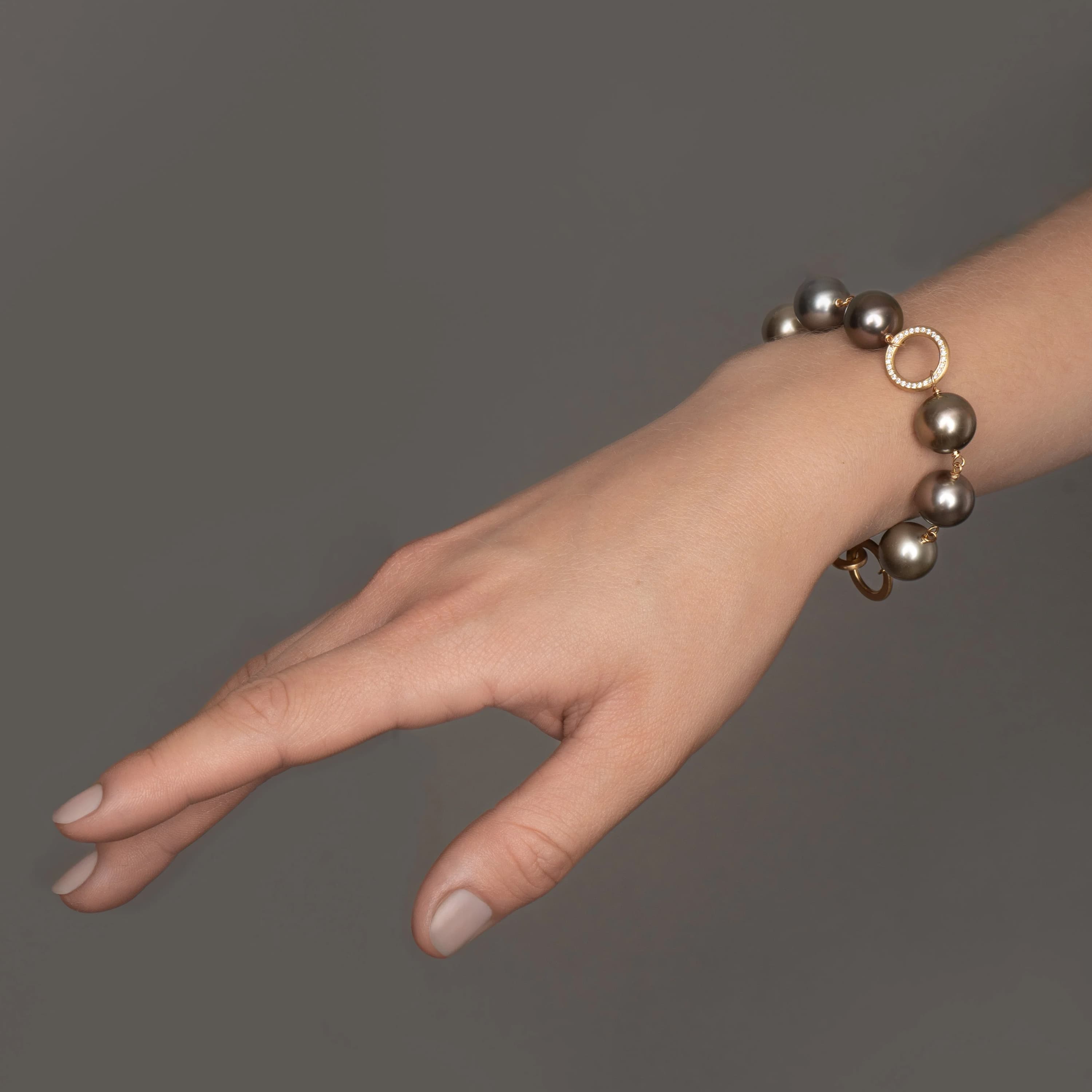 Armbånd, Anello med Tahitiperler store og diamanter 0,17 ct