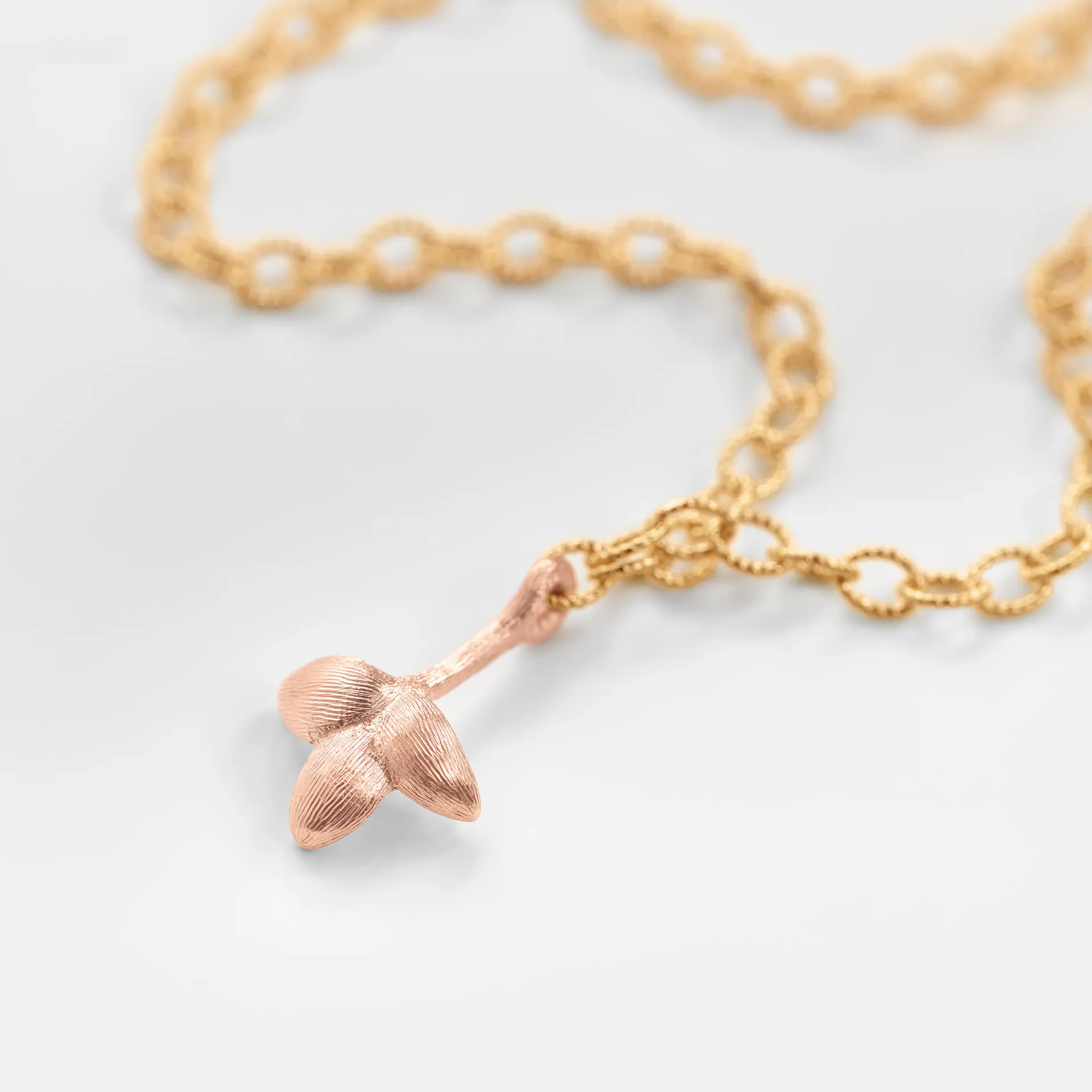 Kjede, Lotus Collier Anker tynt