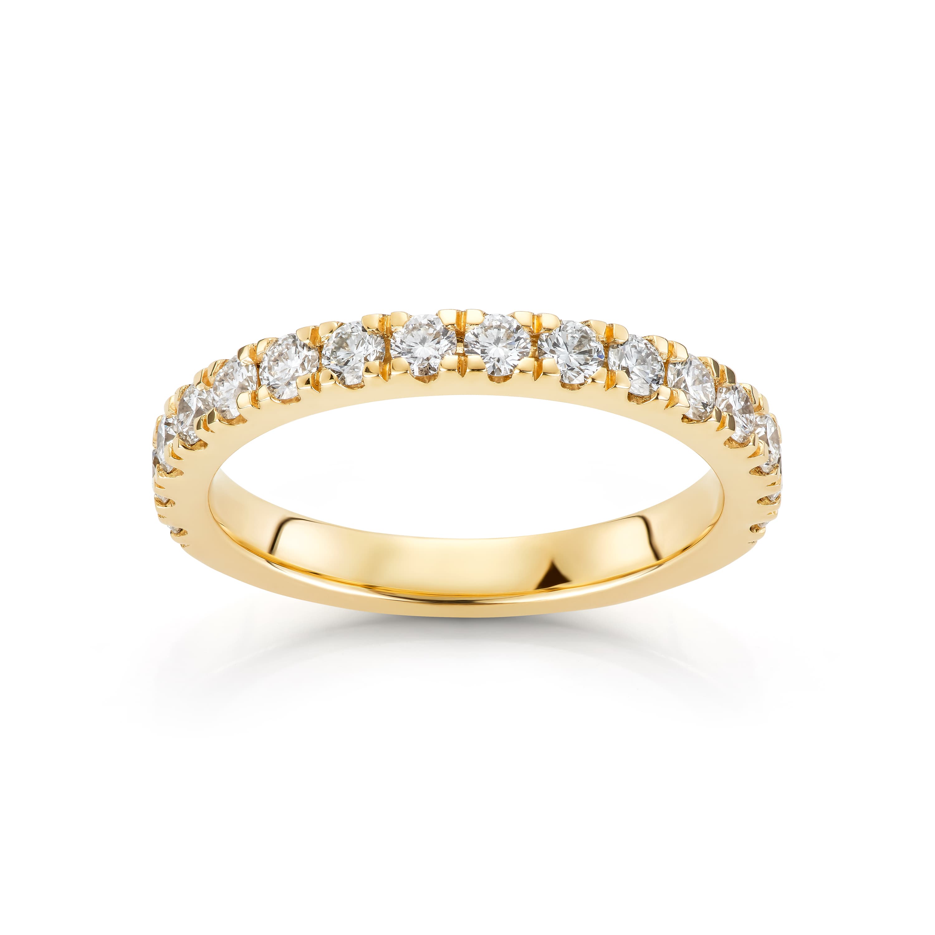 Ring, Rekke diamanter 0,75 ct gult gull