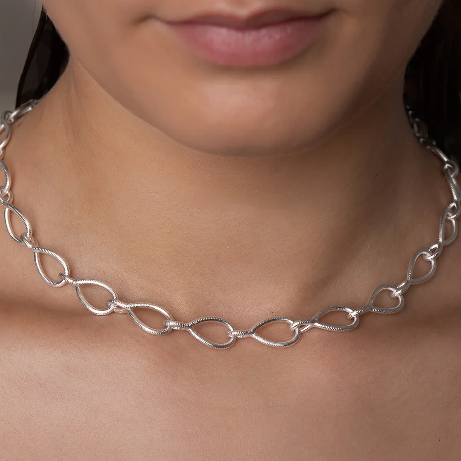 Kjede, Kharisma Link