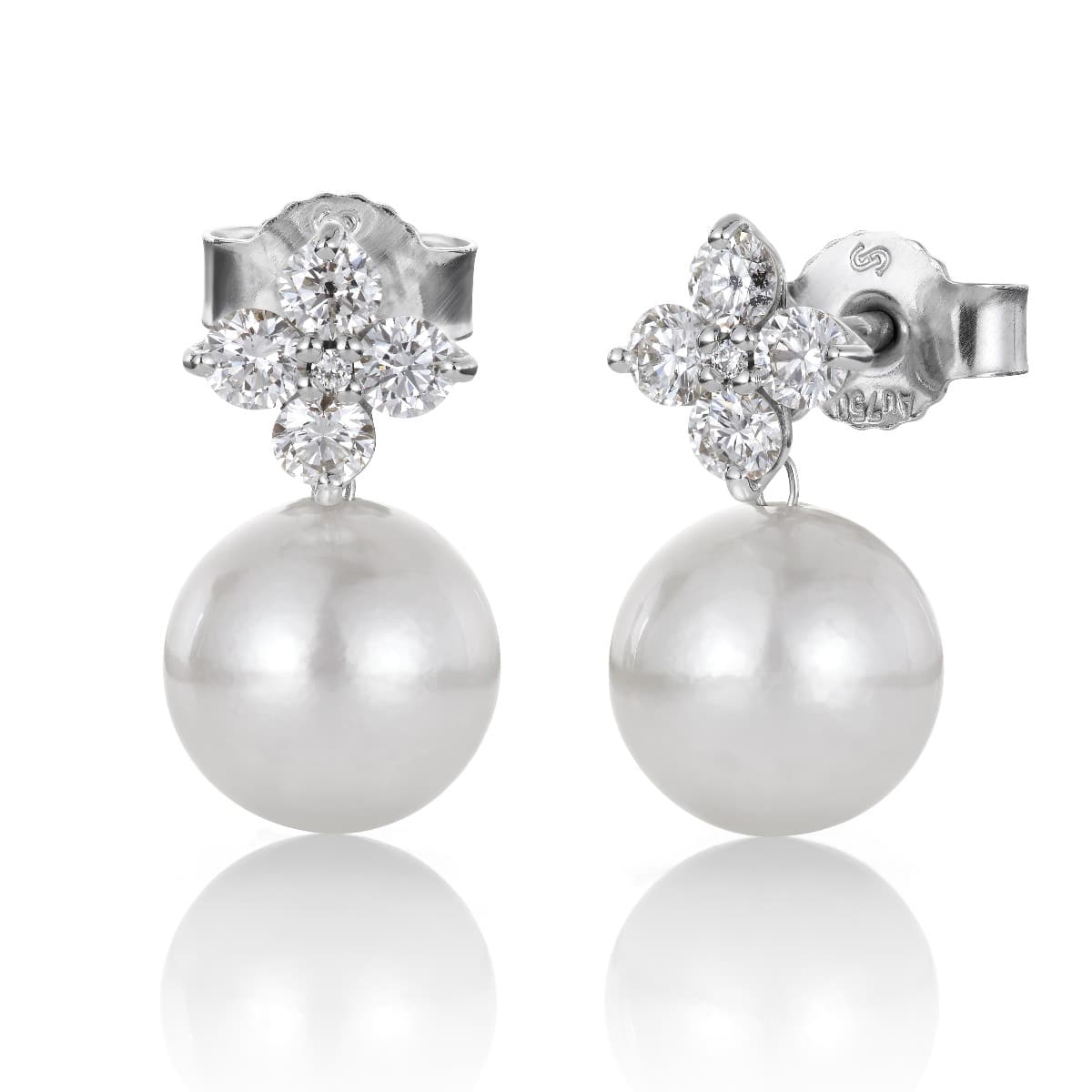 Ørepynt, Akoyaperler 8,5-9 mm og diamanter 0,49 ct