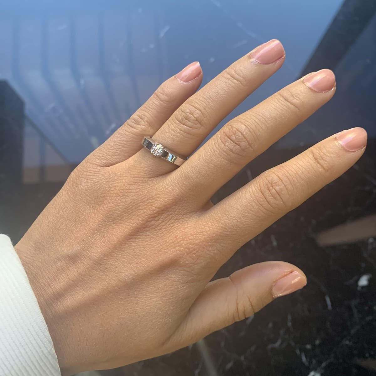 Ring. Allianse kantet diamanter 0,20 ct