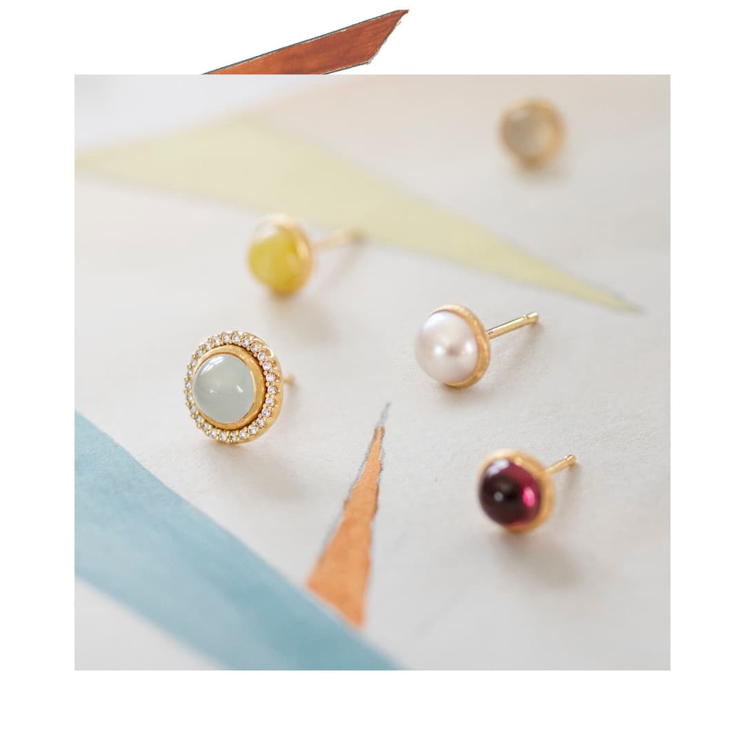 Anheng, Lotus krans med diamanter