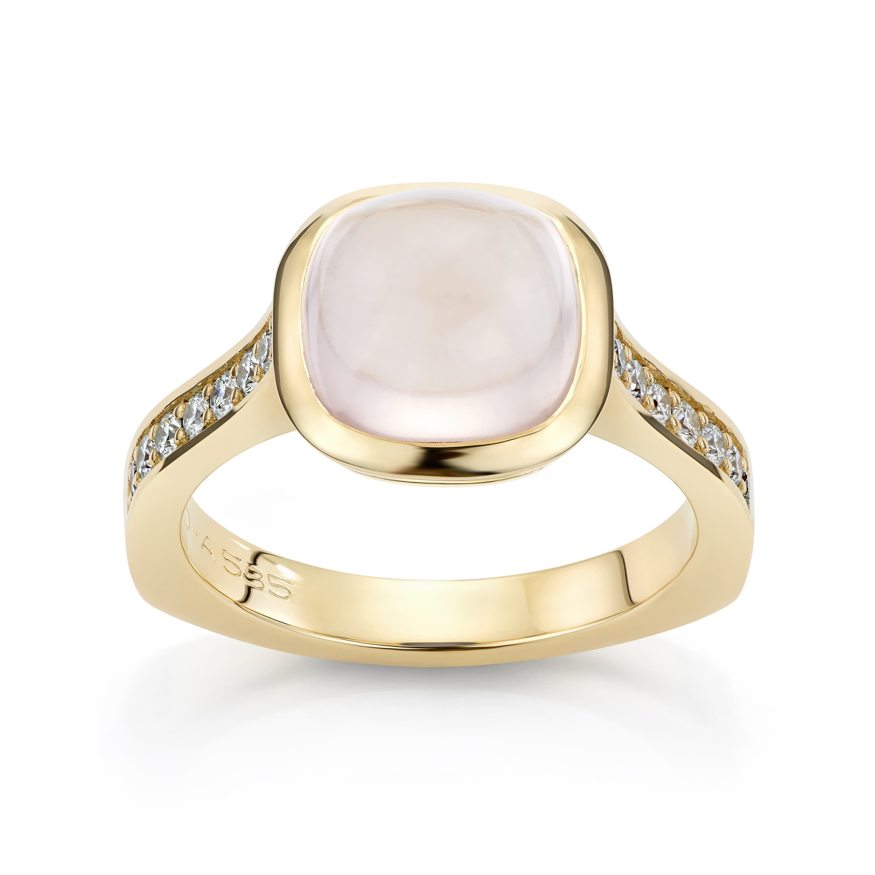 Ring, D-A 2015 med fargesten og diamanter