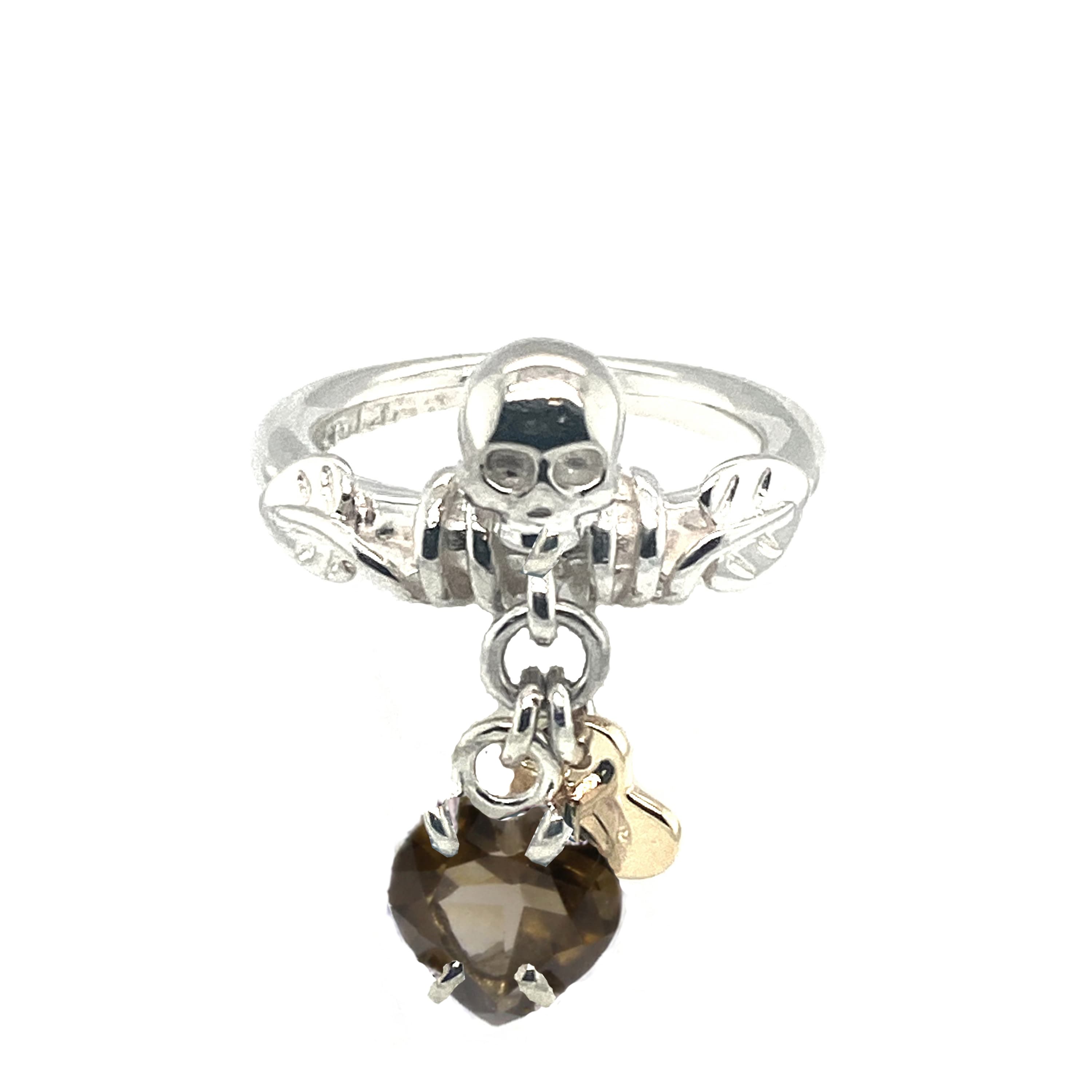Ring, Dødningshode Røkkvarts og gullhjerte