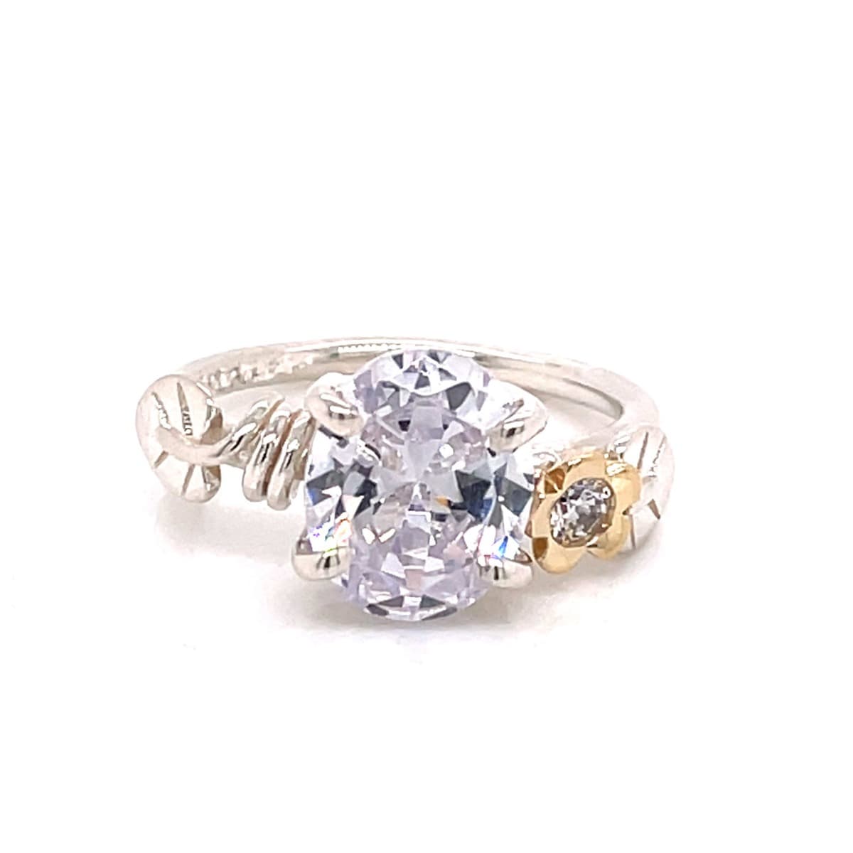 Ring, Bladring Zirconia oval og blomst